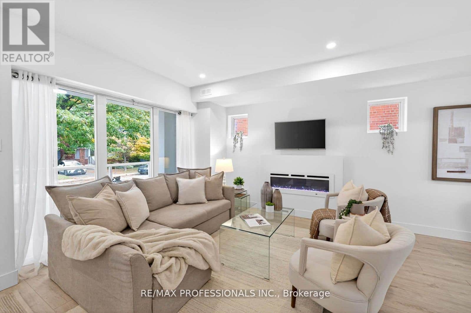 22 NINTH STREET - Photo 5 of 48, Toronto (New Toronto), Ontario