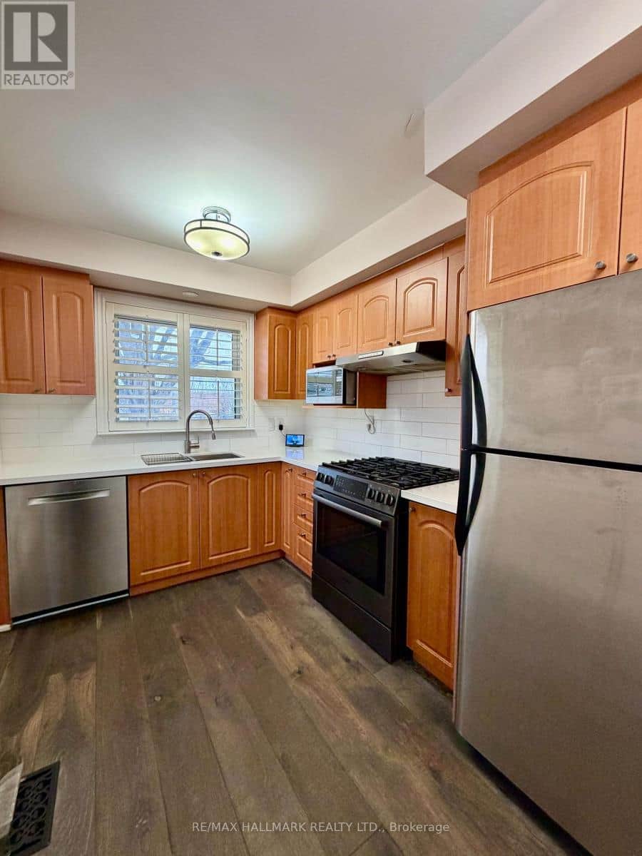 12 SWEETLAND ROAD - Photo 5 of 14, Toronto (Kingsview Village-The Westway), Ontario