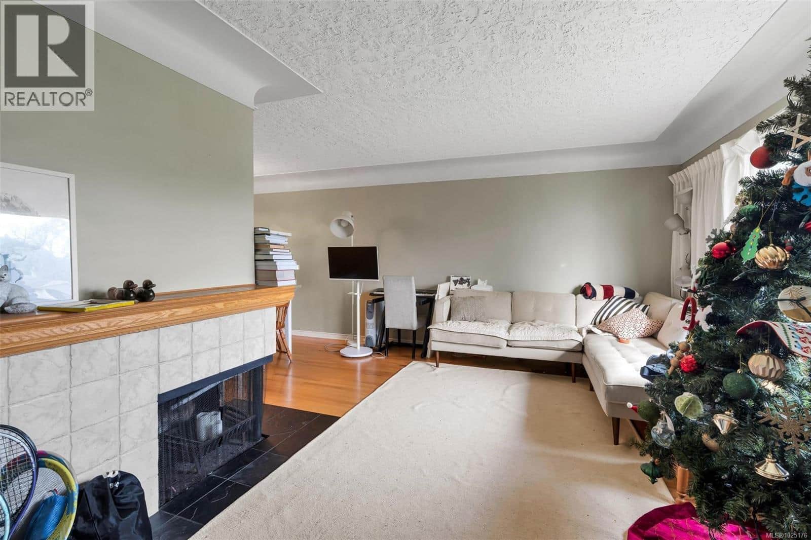 3410 Browning St - Photo 4 of 29, Saanich, British Columbia