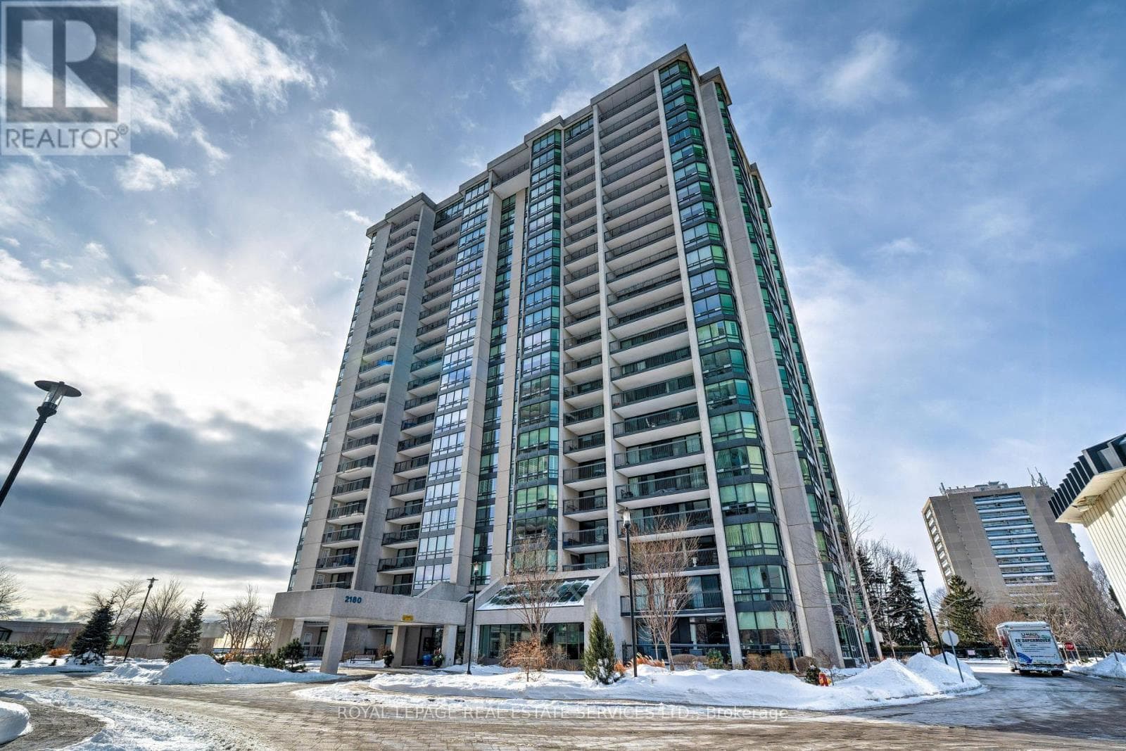 1602 - 2180 MARINE DRIVE - Main photo, Oakville (BR Bronte), Ontario