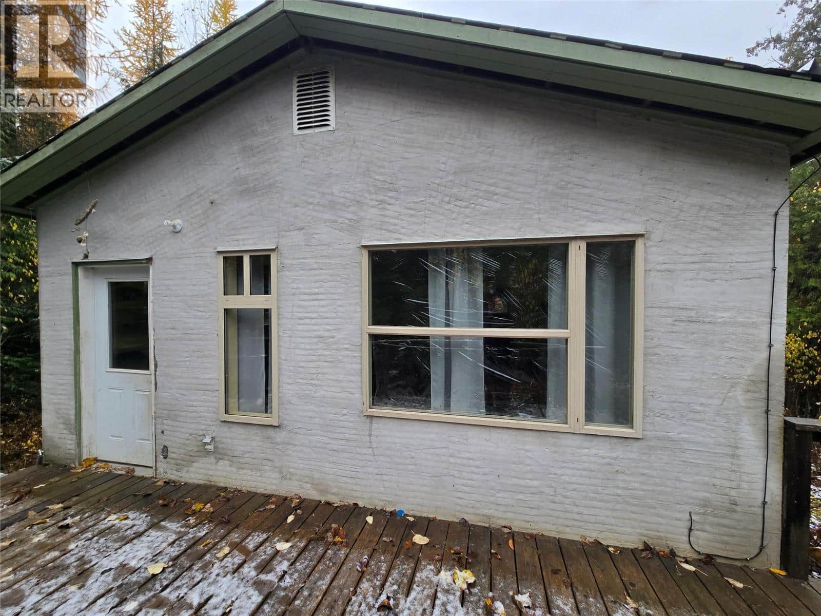 6654 Zeeben Road - Photo 4 of 30, Ymir, British Columbia