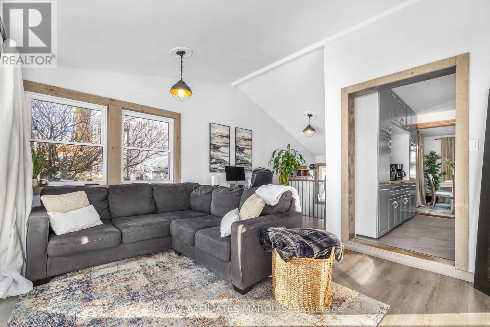 120 QUEEN STREET - Photo 5 of 42, Smiths Falls, Ontario