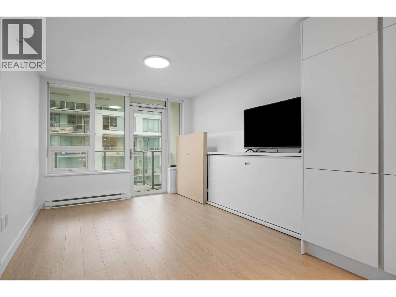 2607 908 QUAYSIDE DRIVE - Photo 5 of 40, New Westminster, British Columbia