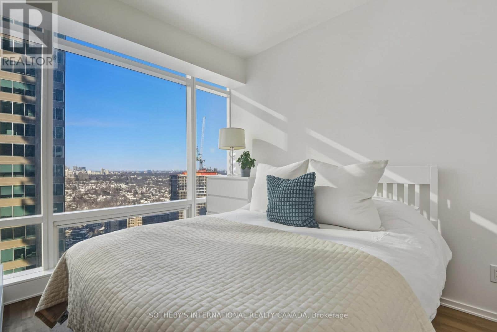 2712 - 1 BLOOR STREET E - Photo 5 of 37, Toronto (Church-Yonge Corridor), Ontario