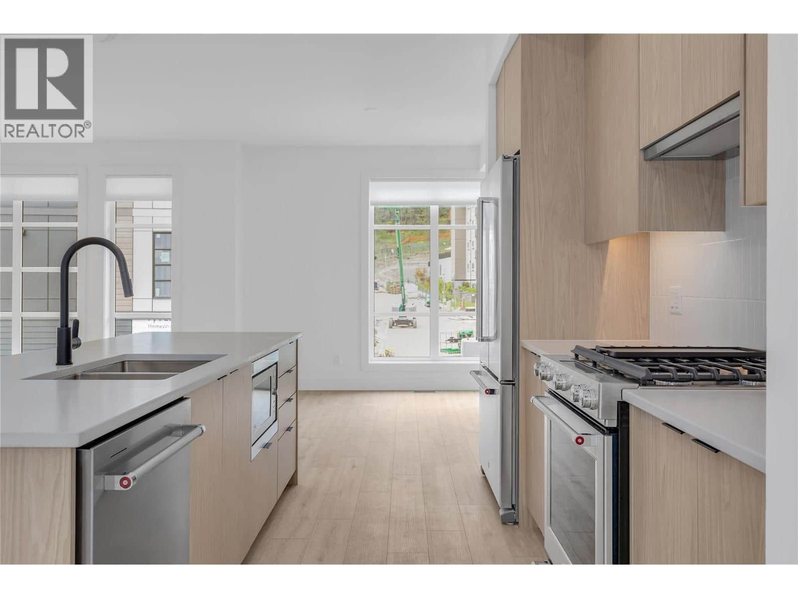 1455 Cara Glen Court Unit# 112 - Photo 5 of 48, Kelowna, British Columbia