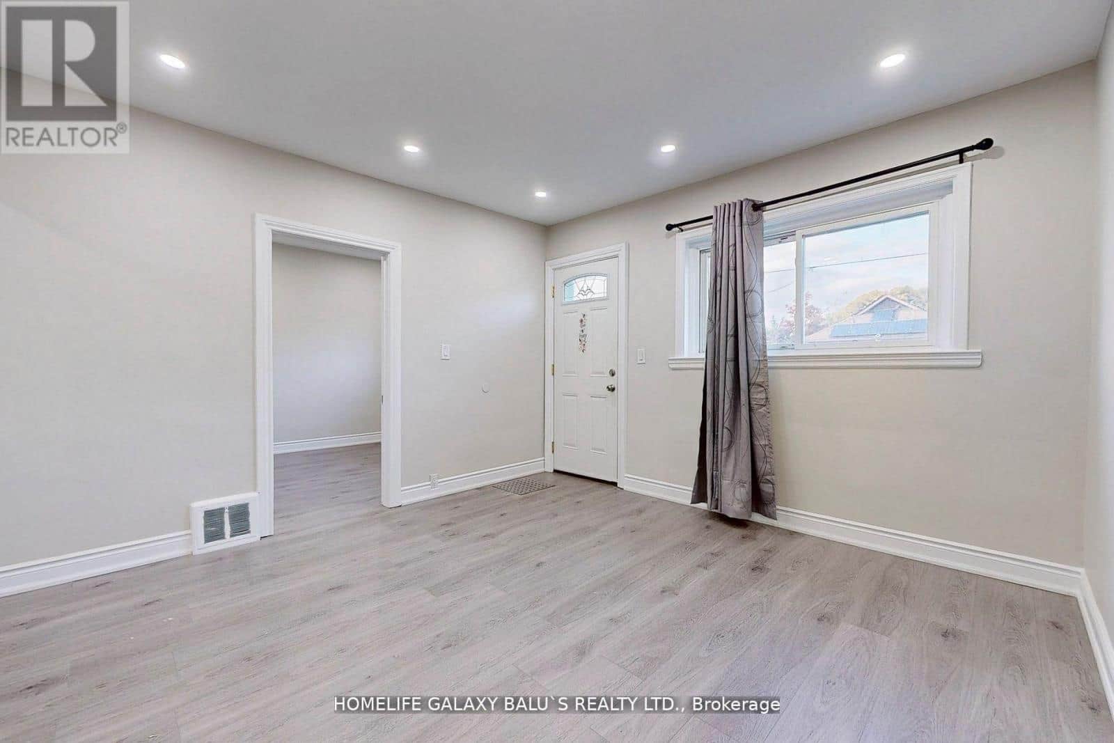 287 OLIVE AVENUE - Photo 3 of 24, Oshawa (Central), Ontario