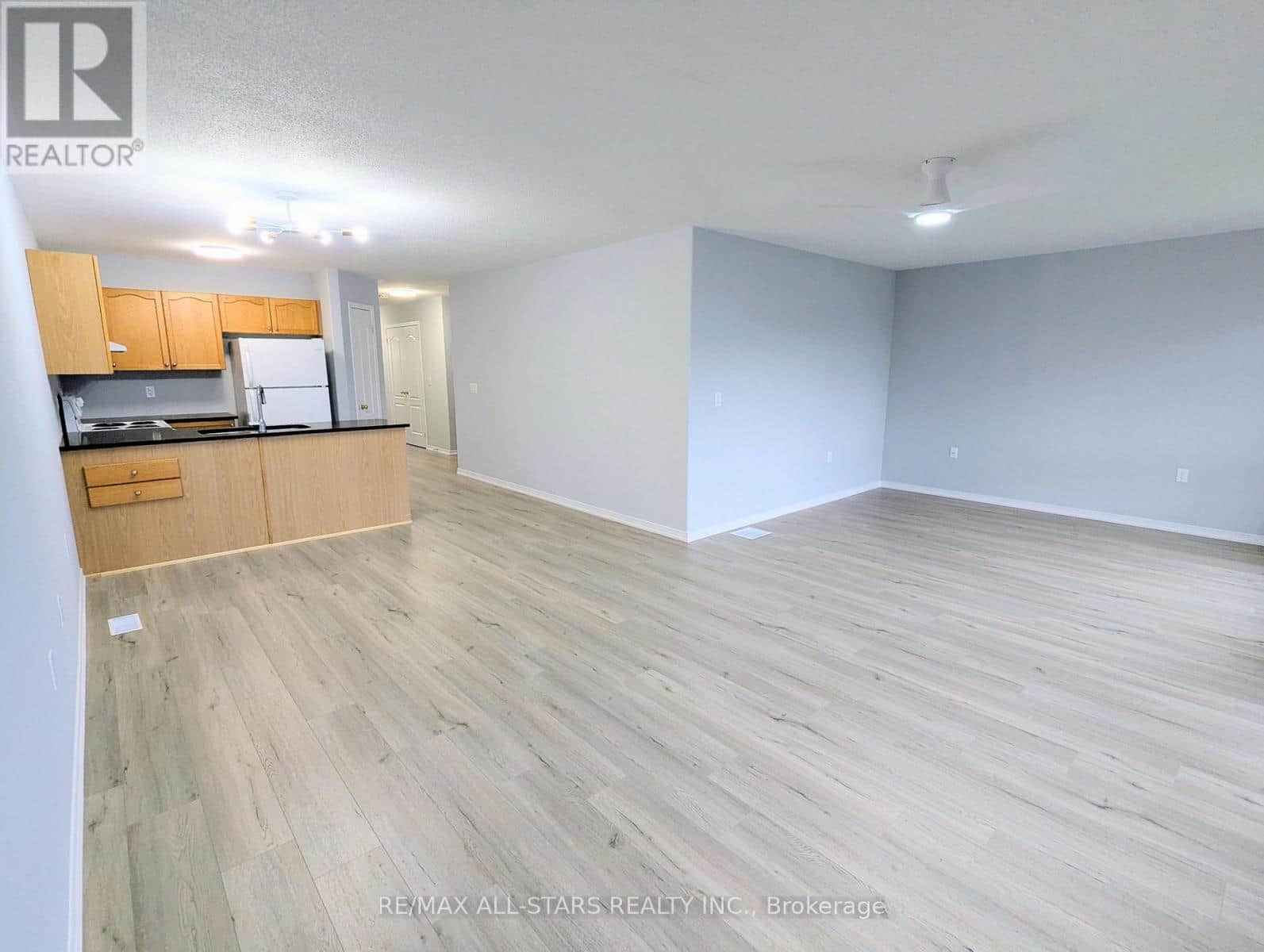 507 CLANCY CRESCENT - Photo 5 of 24, Peterborough (Otonabee Ward 1), Ontario