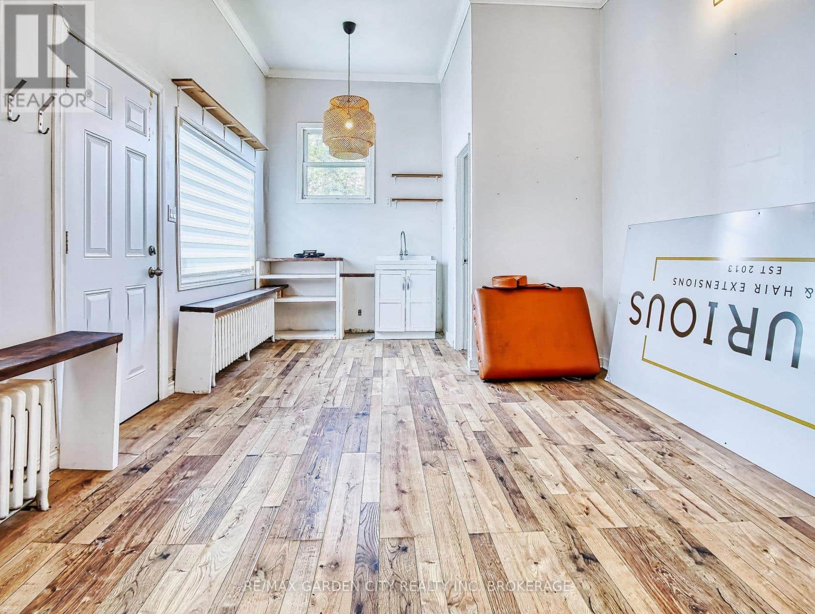 144 WELLAND AVENUE - Photo 4 of 17, St. Catharines (Downtown), Ontario