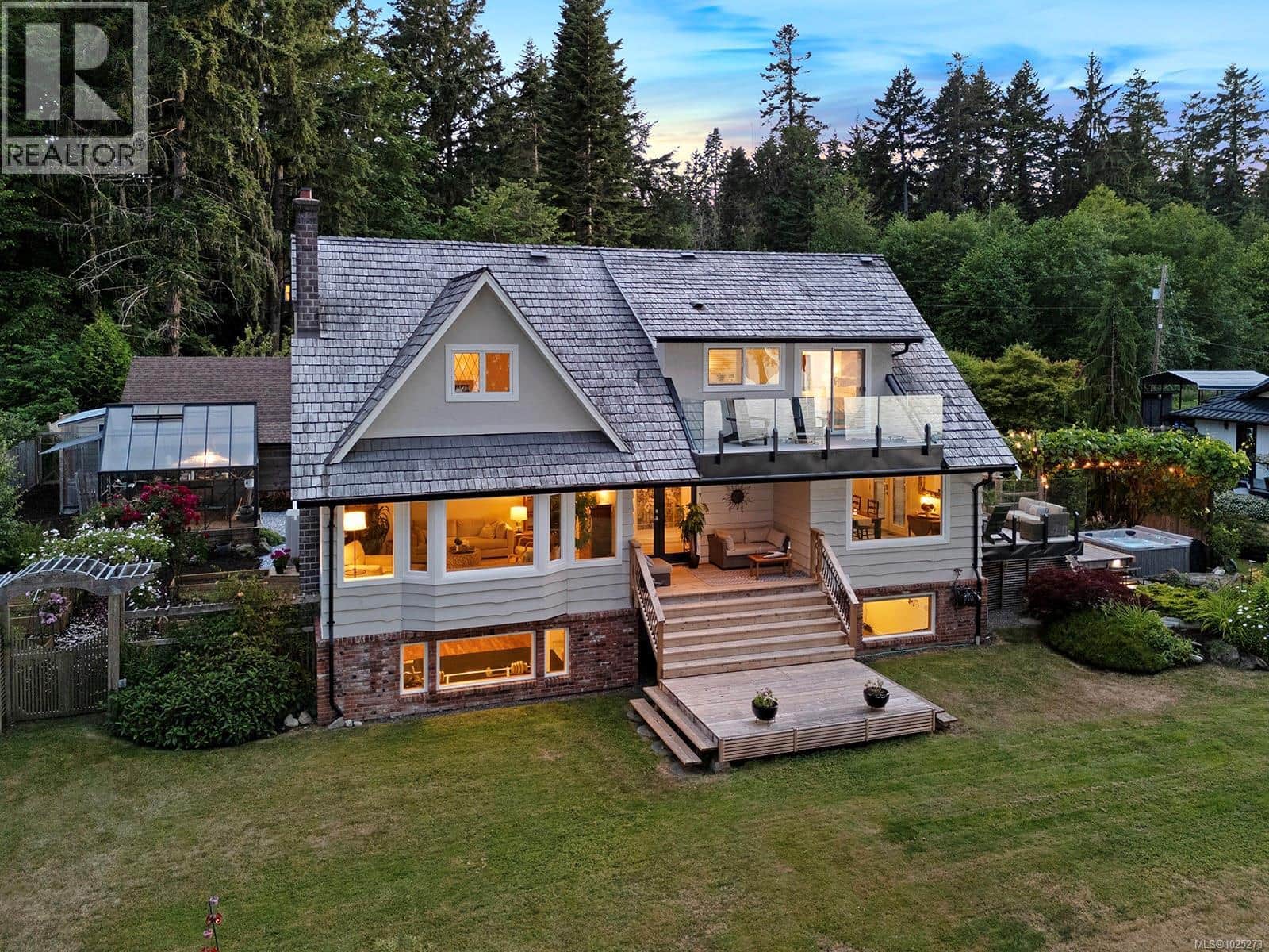 4026 Haas Rd - Photo 2 of 91, Courtenay, British Columbia