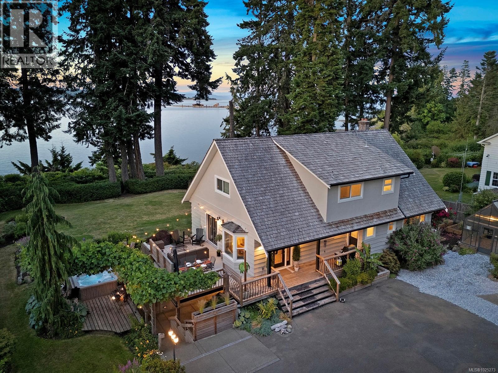 4026 Haas Rd - Main photo, Courtenay, British Columbia