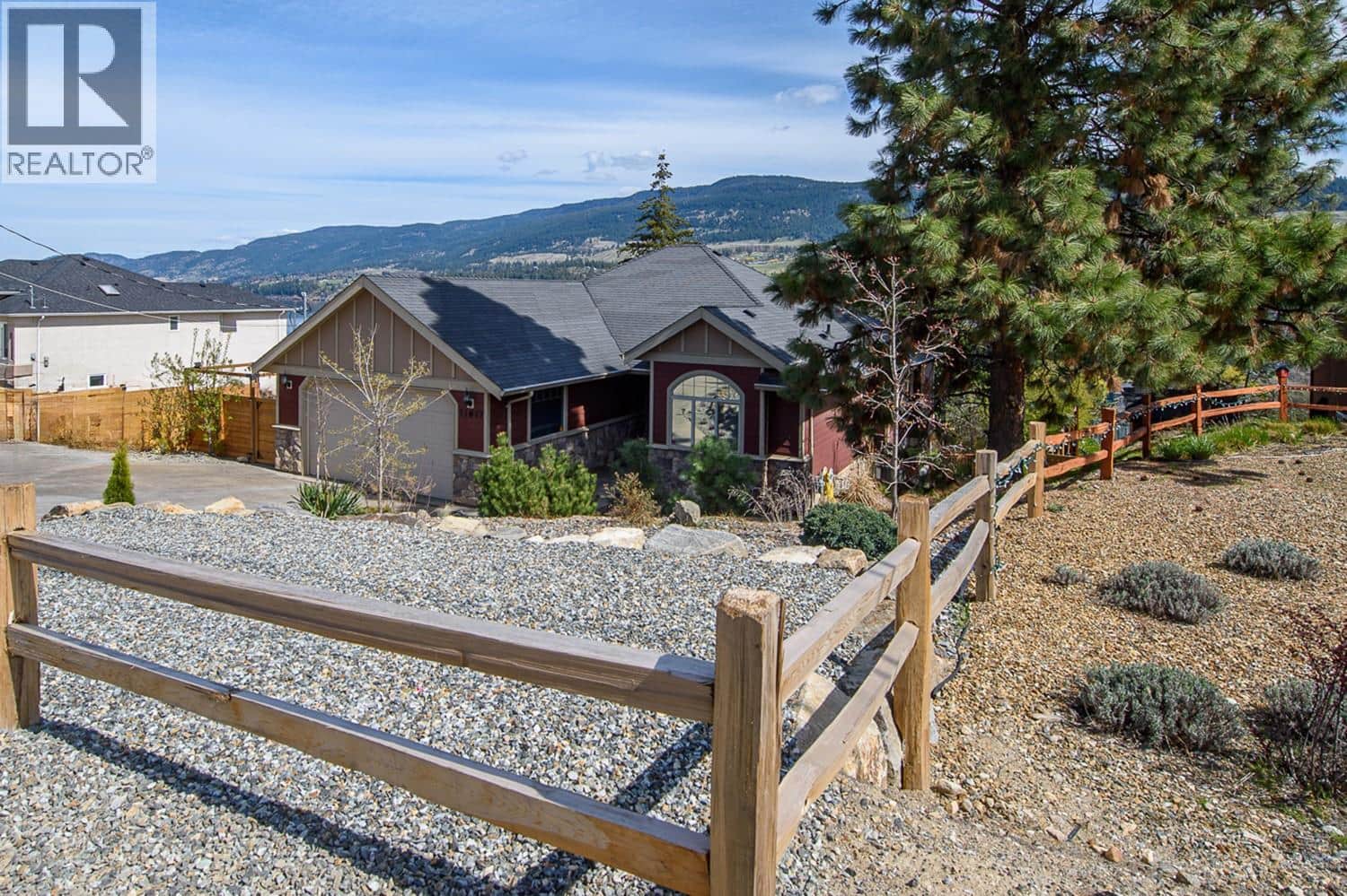 11617 Pretty Road - Photo 3 of 60, Lake Country, British Columbia