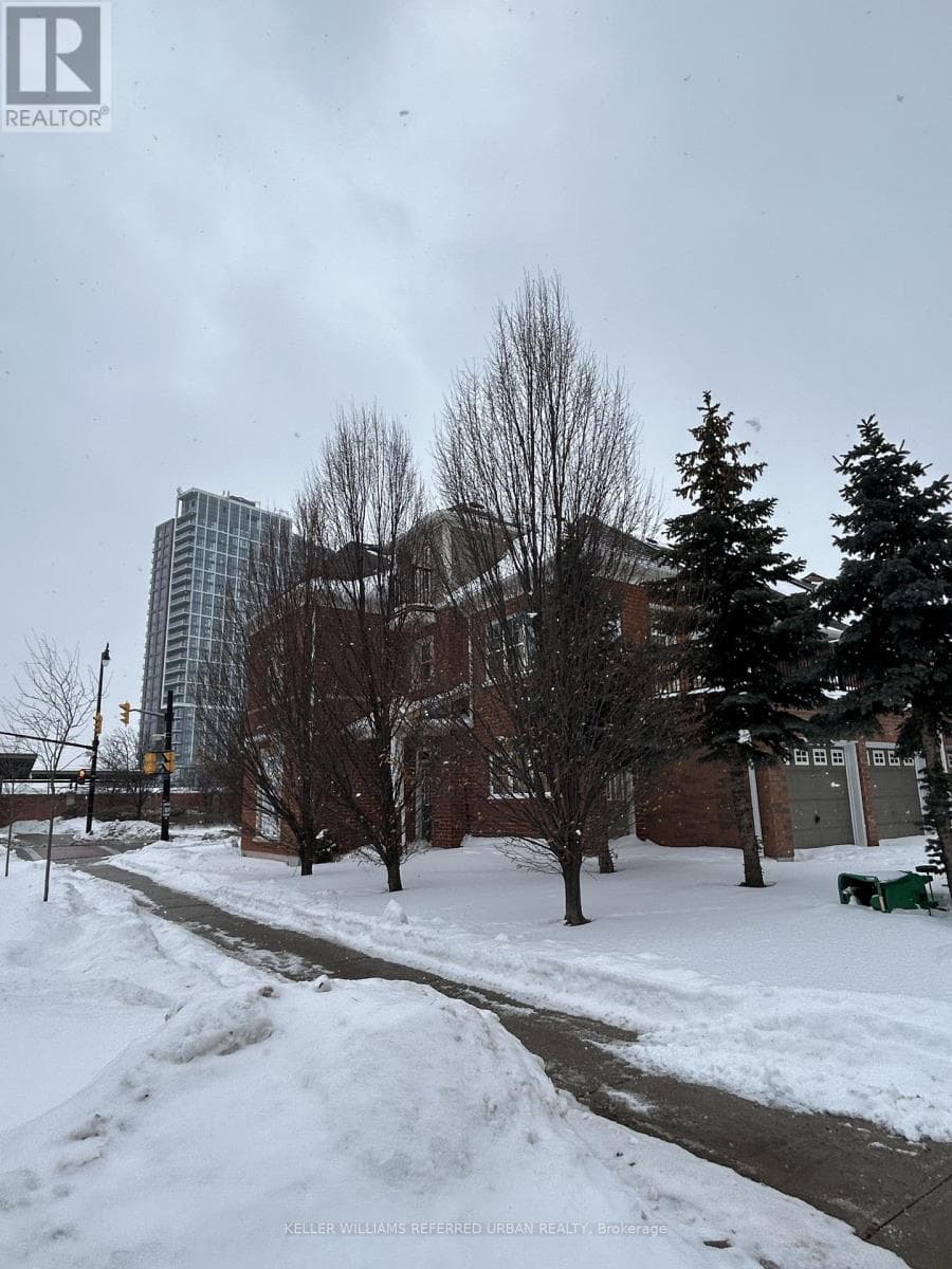 1 - 52 COMMUTER DRIVE - Main photo, Brampton (Northwest Brampton), Ontario