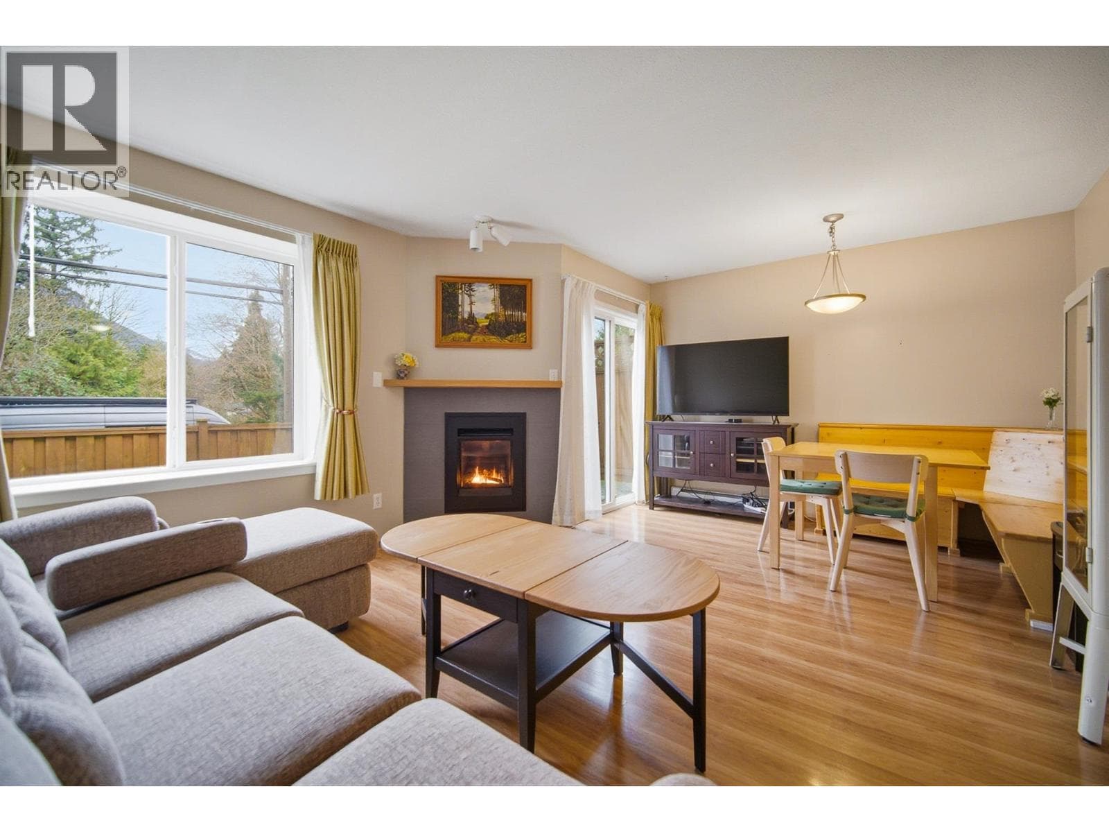 11 40200 GOVERNMENT ROAD - Main photo, Squamish, British Columbia