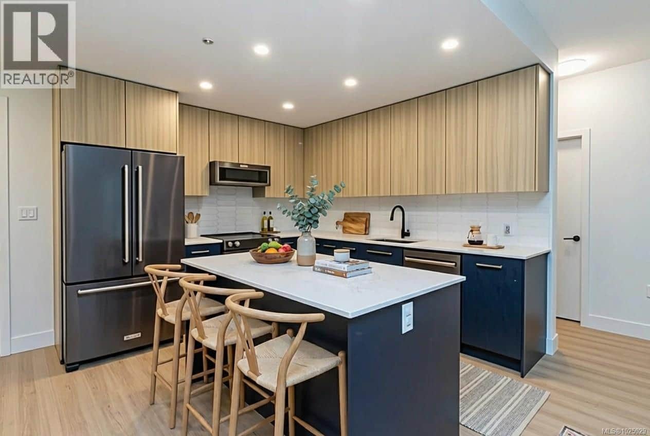 221 920 Reunion Ave - Photo 2 of 41, Langford, British Columbia