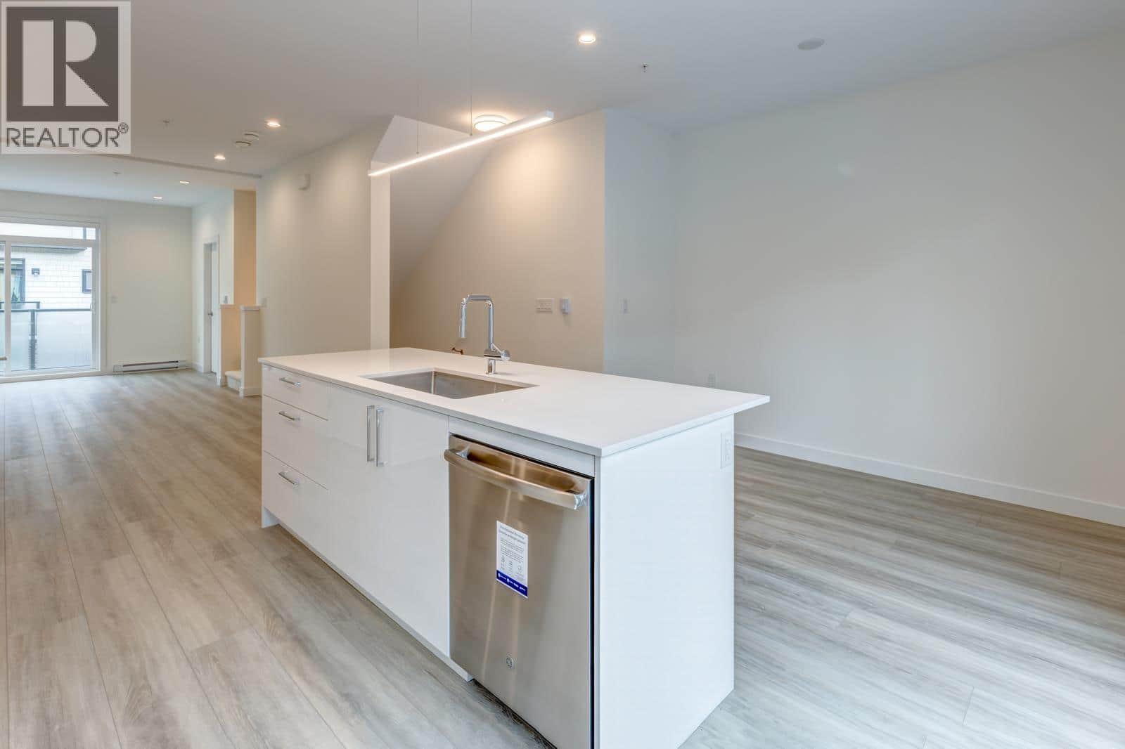 54 4337 BOUNDARY ROAD - Photo 4 of 40, Richmond, British Columbia