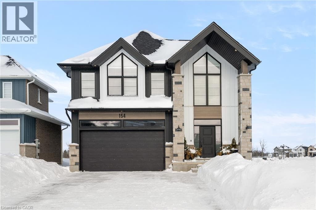 154 DEMPSEY Drive - Main photo, Stratford, Ontario