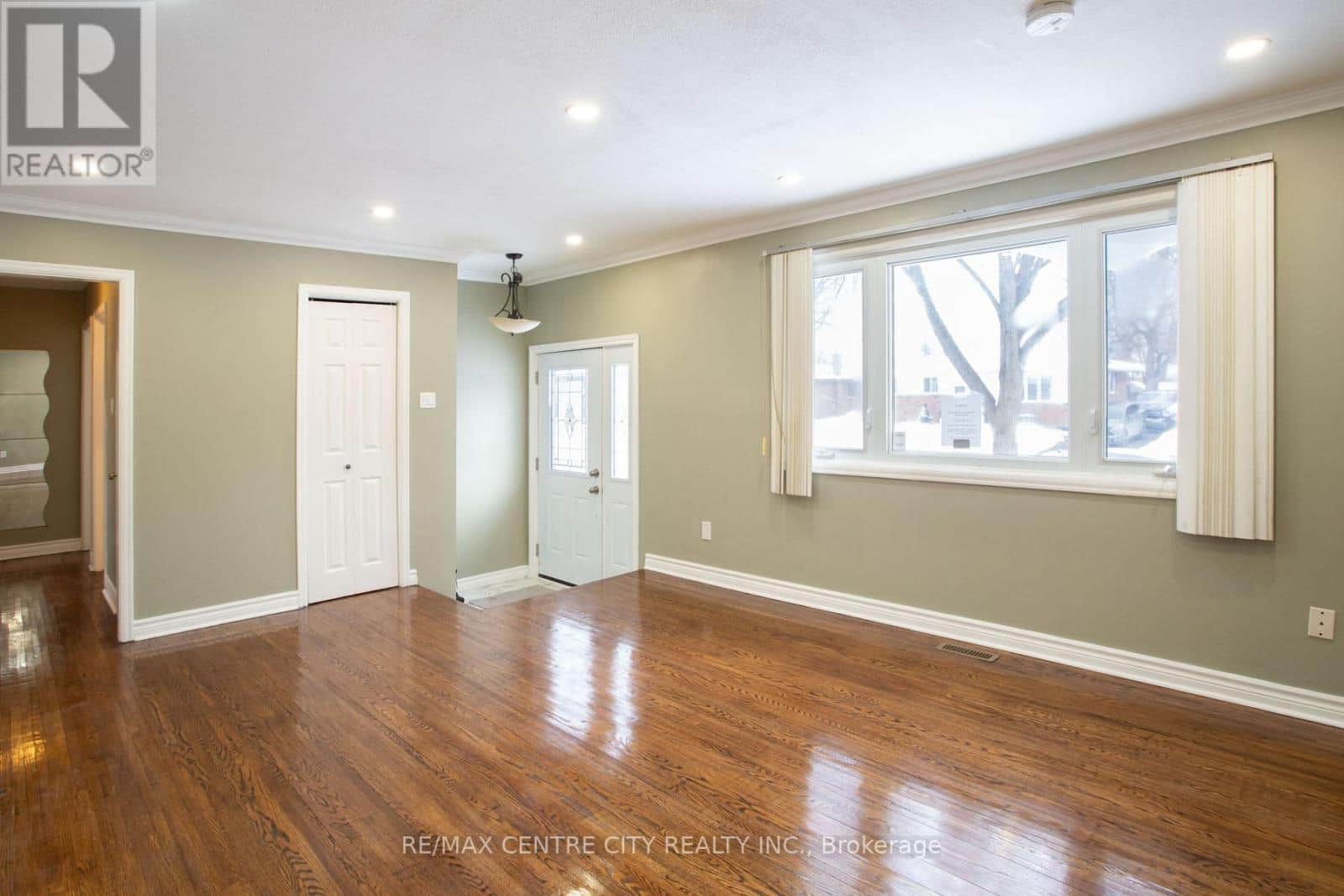 89 ALAYNE CRESCENT - Photo 5 of 40, London South (South X), Ontario