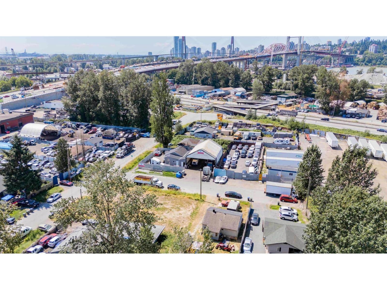 12299 112A AVENUE - Photo 2 of 14, Surrey, British Columbia