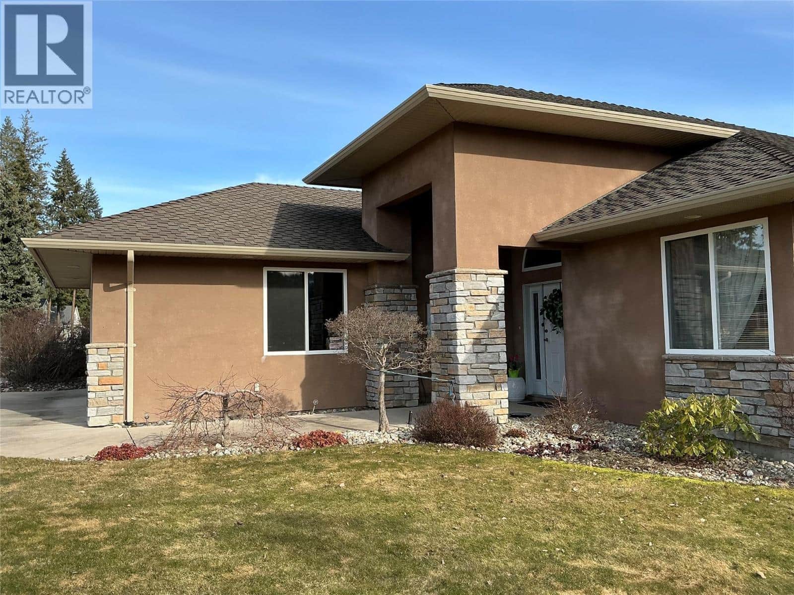 2523 Golf View Crescent - Photo 4 of 55, Blind Bay, British Columbia