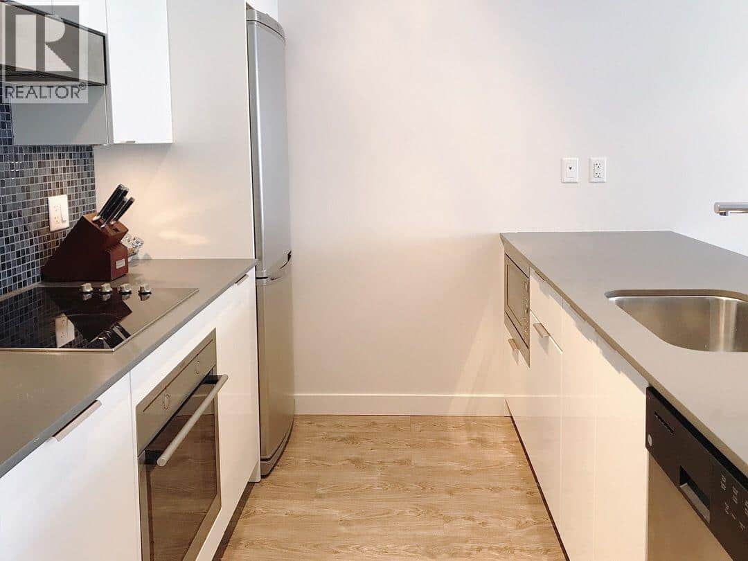 301 2788 PRINCE EDWARD STREET - Photo 4 of 11, Vancouver, British Columbia