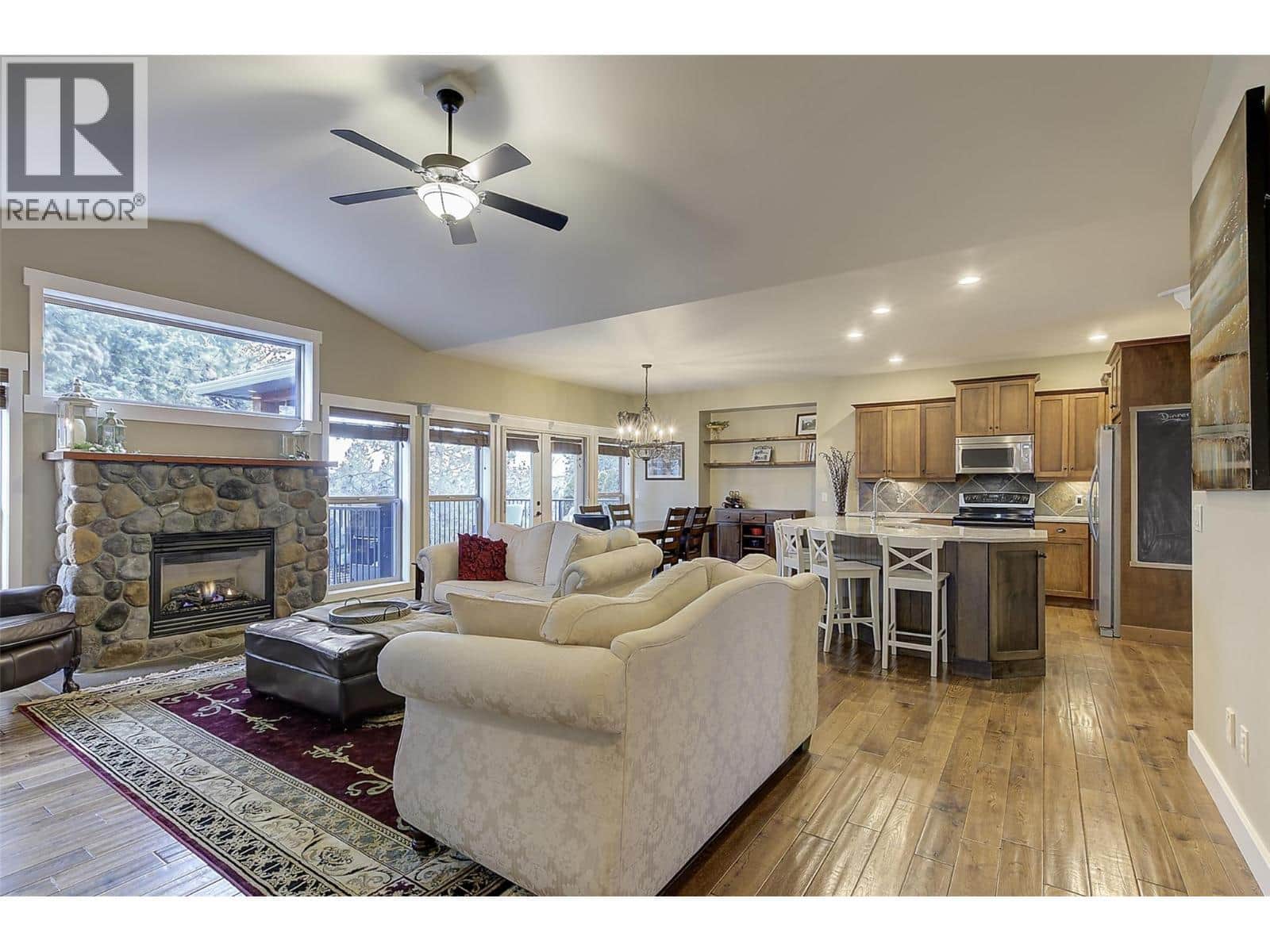 12633 Driftwood Court - Photo 3 of 78, Lake Country, British Columbia