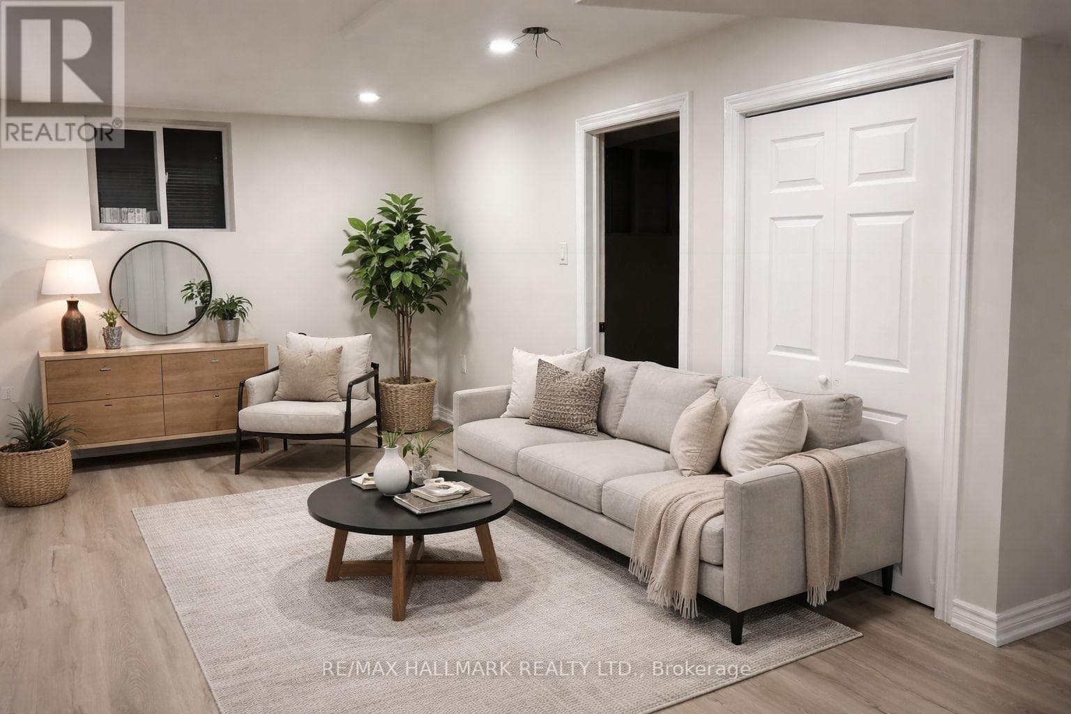 #1BEDBSMNT - 52 NISBET DRIVE - Main photo, Aurora (Aurora Highlands), Ontario