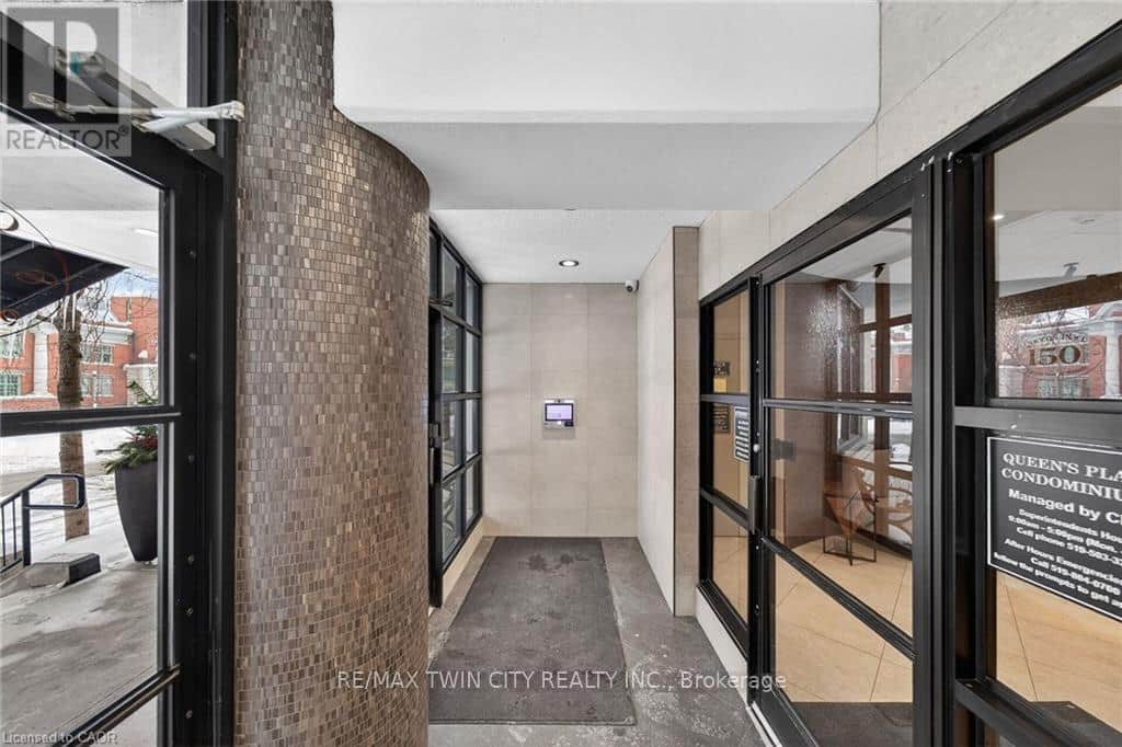 301 - 150 QUEEN STREET - Photo 4 of 47, Kitchener, Ontario