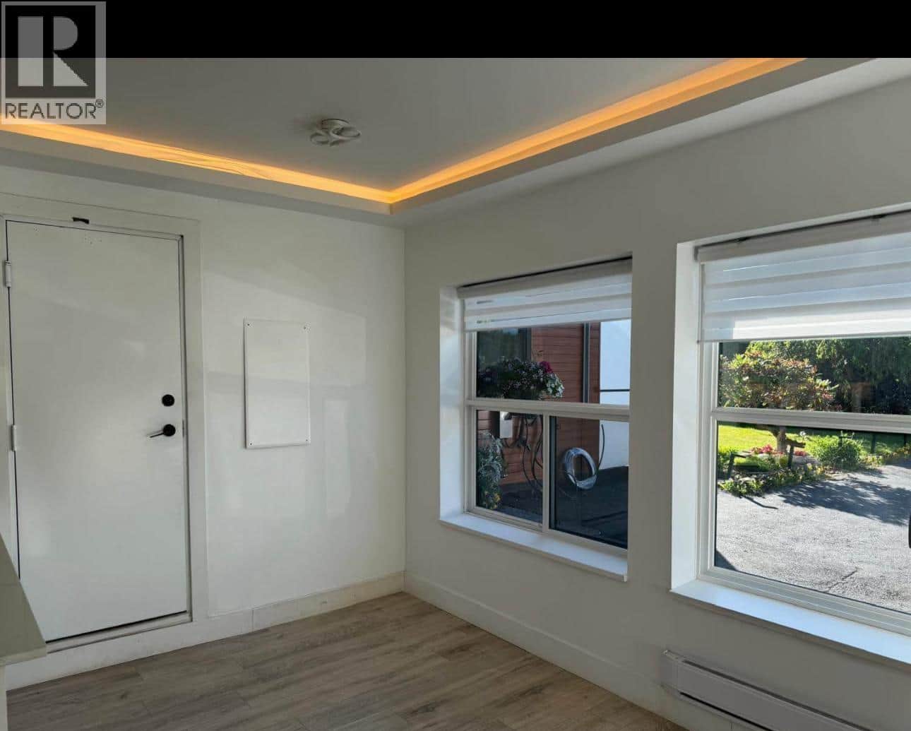 2626 SPURAWAY AVENUE - Photo 5 of 7, Coquitlam, British Columbia