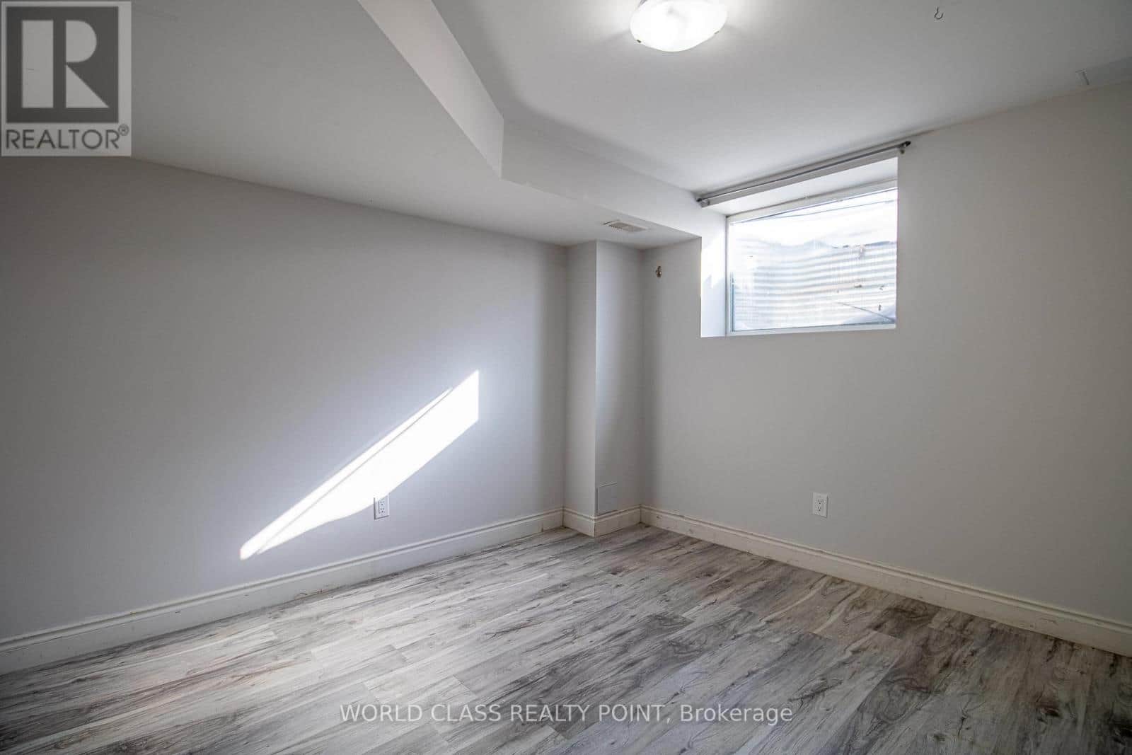 4 HASHMI PLACE - Photo 5 of 18, Brampton (Credit Valley), Ontario