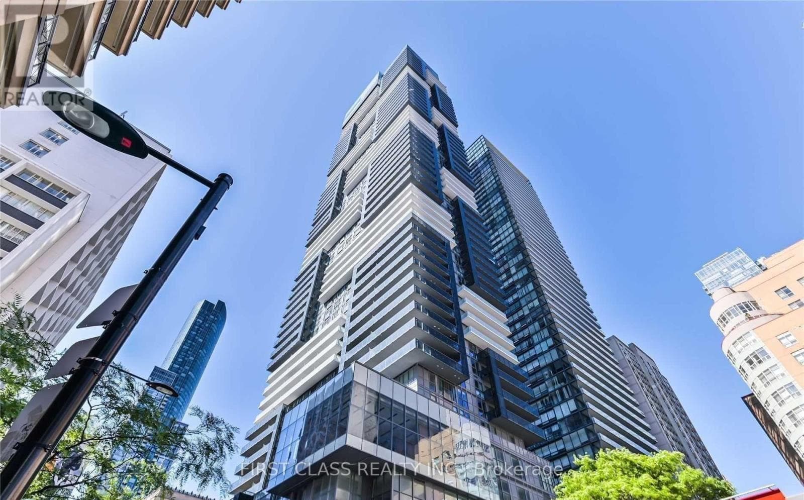 5702 - 7 GRENVILLE STREET - Main photo, Toronto (Bay Street Corridor), Ontario