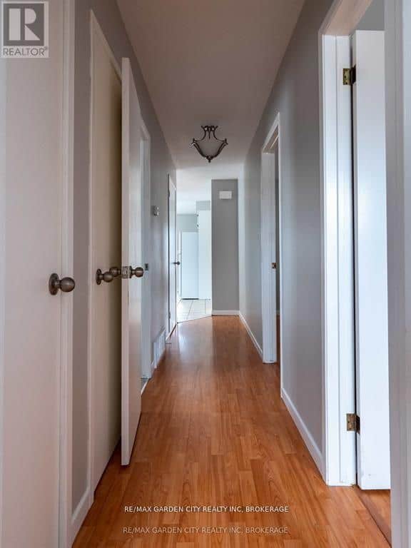 9 CHURCHILL STREET - Photo 2 of 46, St. Catharines (Western Hill), Ontario