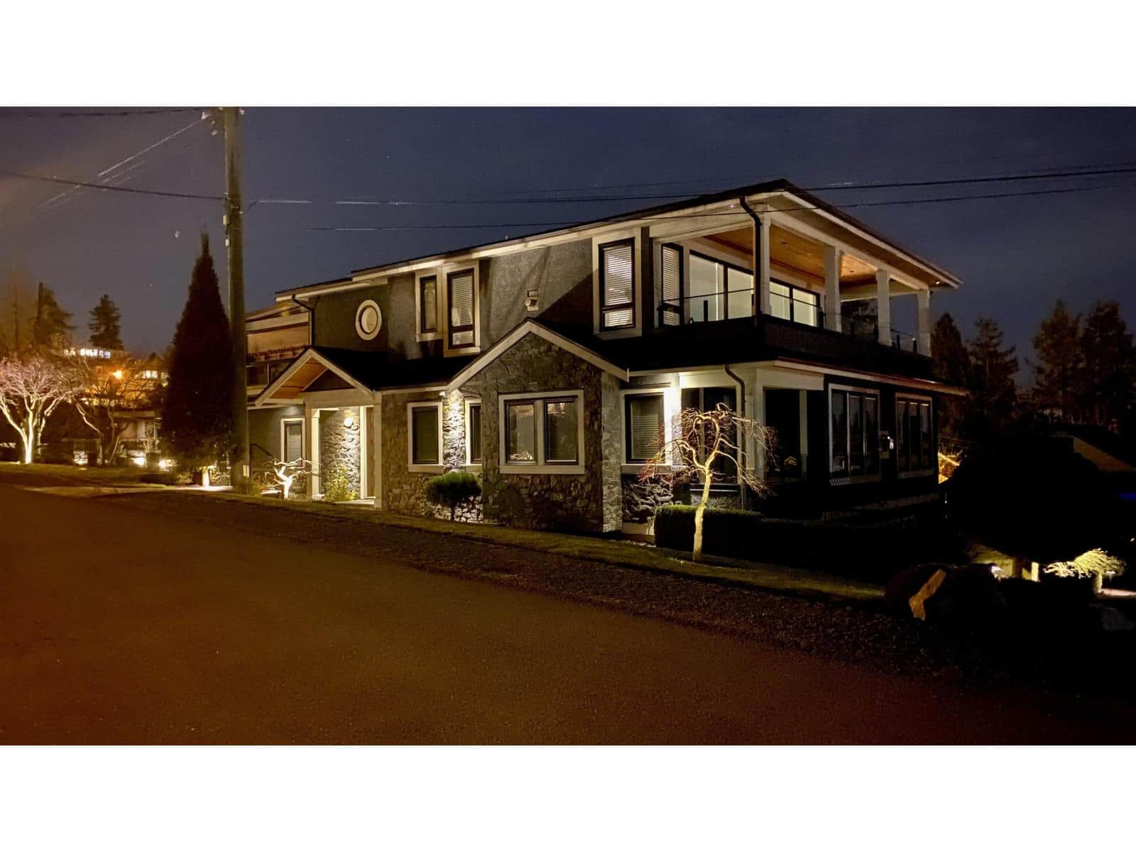 932 ASH STREET - Photo 3 of 34, White Rock, British Columbia