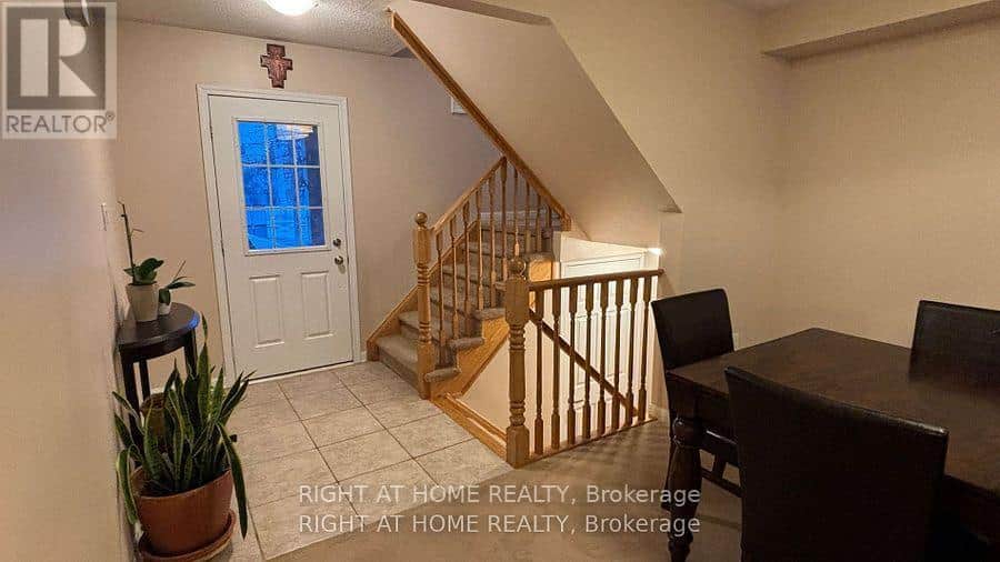 622 CARGILL PATH - Photo 2 of 10, Milton (CO Coates), Ontario