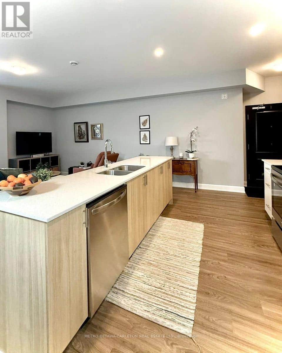 214 - 2396 CLEROUX CRESCENT - Photo 5 of 13, Ottawa, Ontario