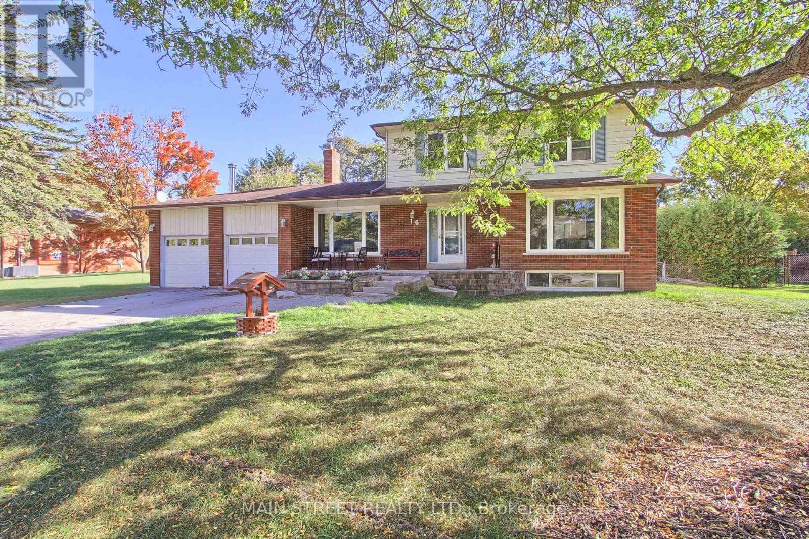 16 RAMSAY STREET - Main photo, East Gwillimbury (Holland Landing), Ontario