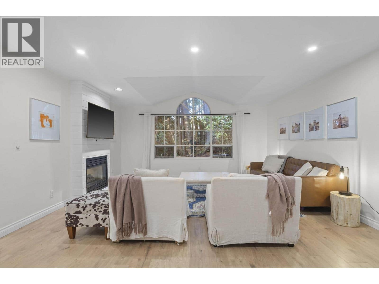 31 DEERWOOD PLACE - Photo 3 of 40, Port Moody, British Columbia