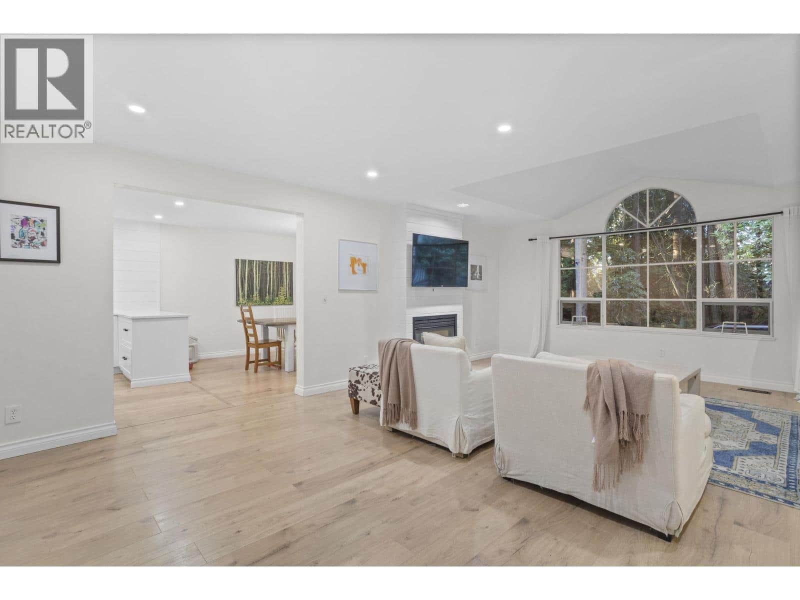 31 DEERWOOD PLACE - Photo 5 of 40, Port Moody, British Columbia