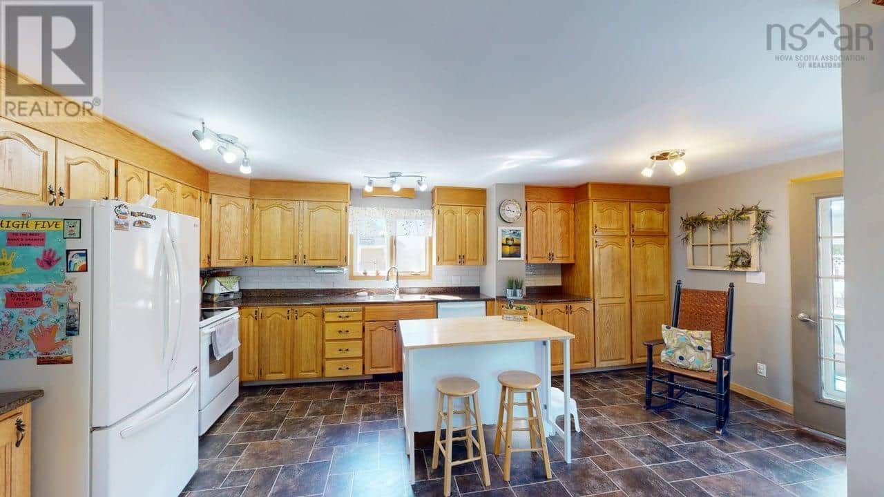 34 Duke Street - Photo 5 of 20, New Glasgow, Nova Scotia