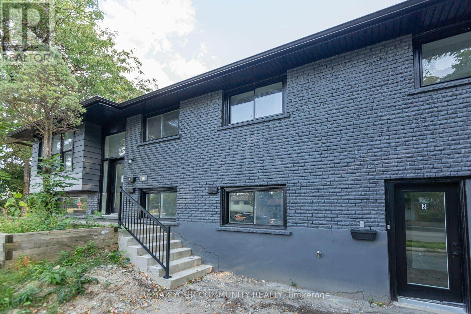 #1 MAIN - 69 BLYTHWOOD ROAD N - Photo 3 of 14, Waterloo, Ontario