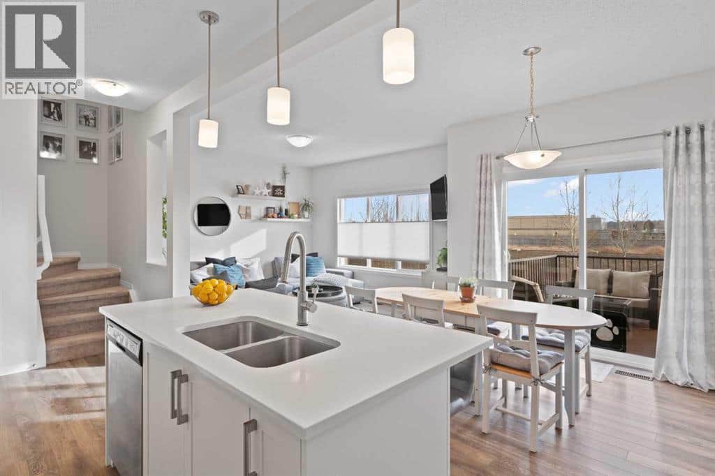 169 Buckskin Way - Photo 5 of 37, Cochrane, Alberta