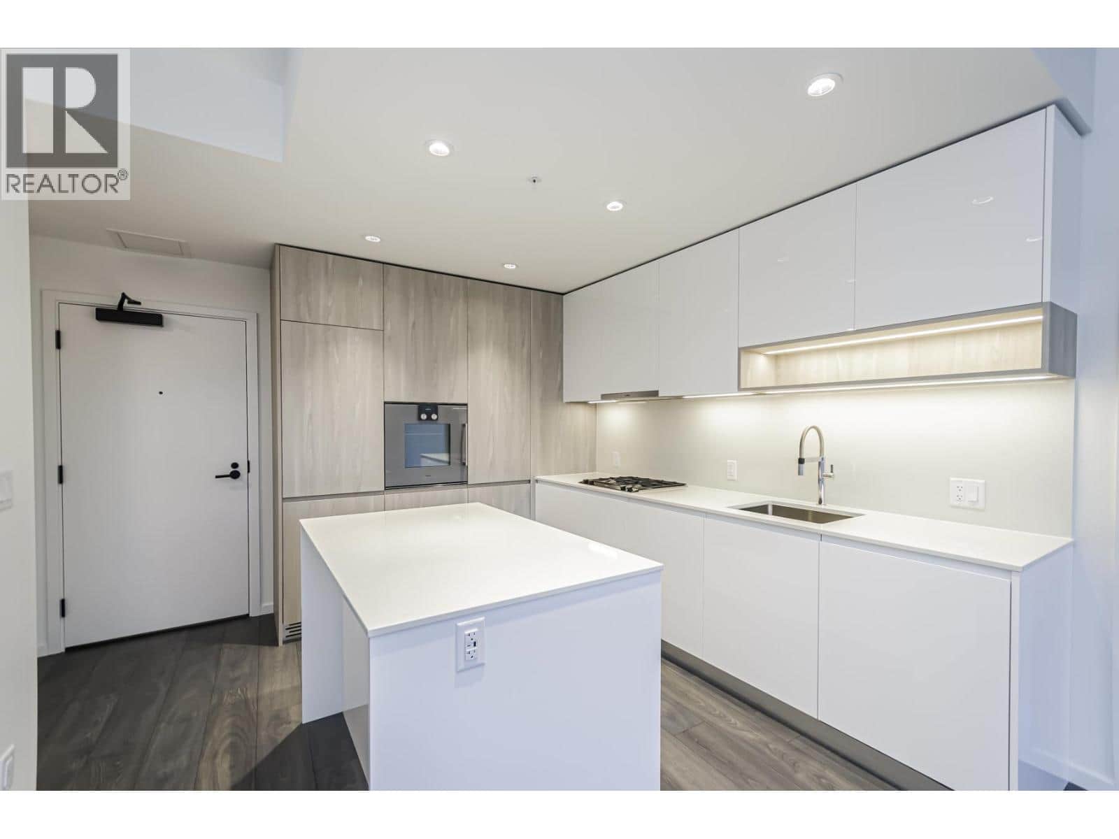 311 6300 MINORU BOULEVARD - Photo 5 of 21, Richmond, British Columbia