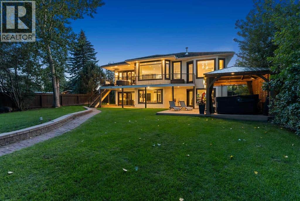 732 West Chestermere Drive - Photo 2 of 43, Chestermere, Alberta