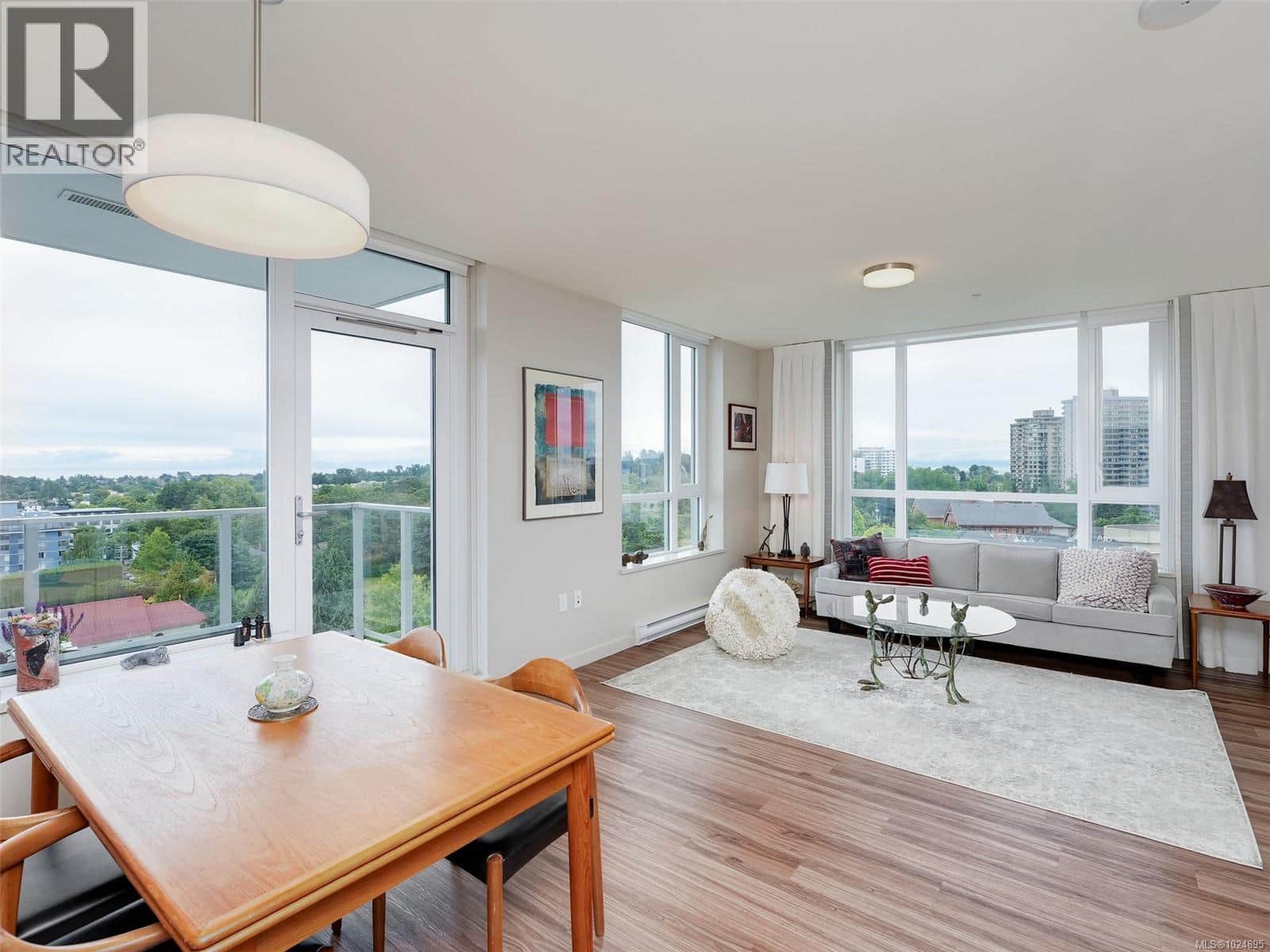 1303 777 Belleville St - Photo 3 of 37, Victoria, British Columbia