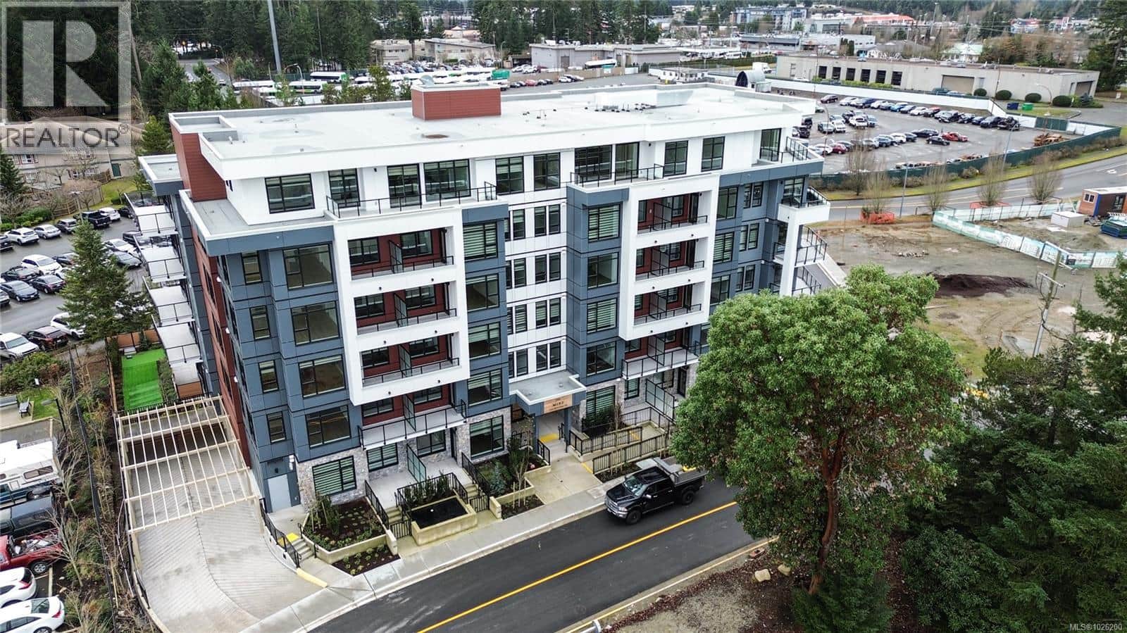 601 6320 Sentinal Dr - Photo 3 of 9, Nanaimo, British Columbia