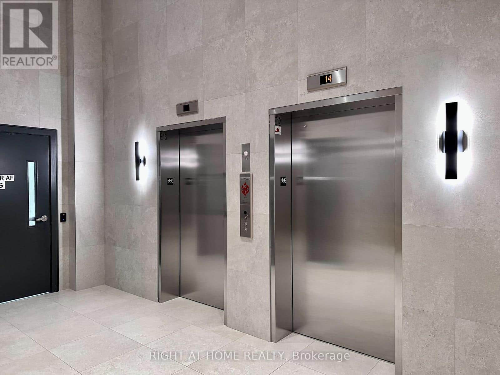 705 - 45 BASEBALL PLACE - Photo 4 of 16, Toronto (South Riverdale), Ontario