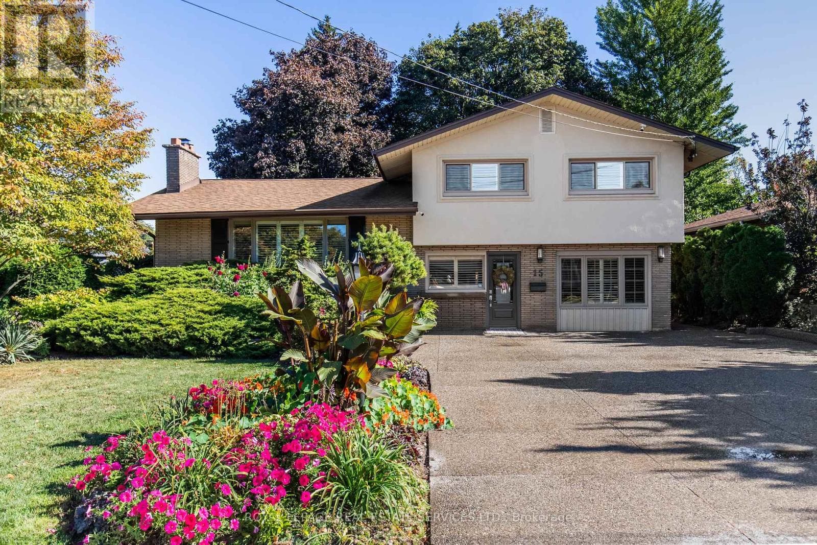 15 BELAIR DRIVE - Main photo, Hamilton (Centremount), Ontario