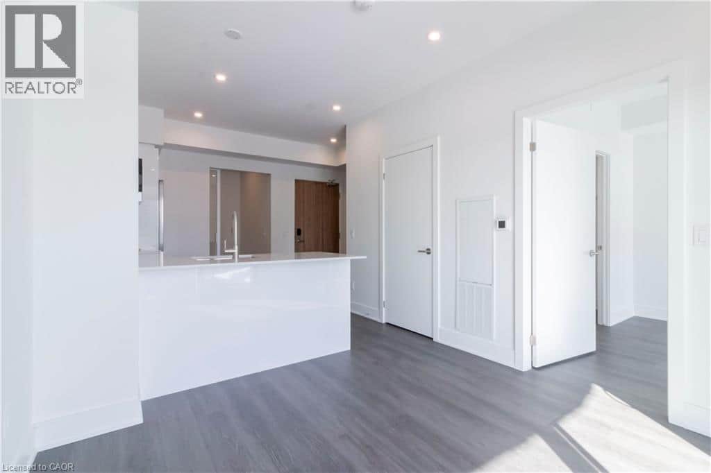 25 WELLINGTON Street S Unit# 714 - Photo 4 of 37, Kitchener, Ontario