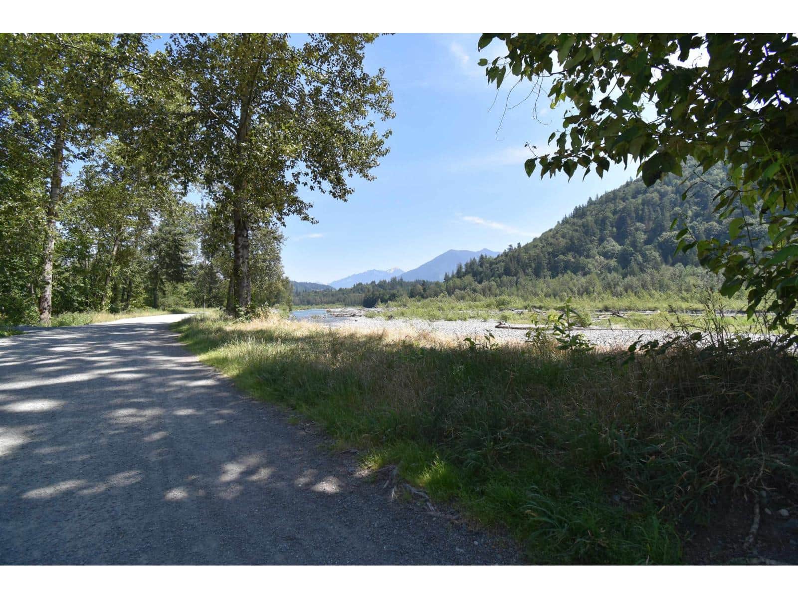 44726 VANDELL DRIVE, Garrison Crossing - Photo 4 of 7, Chilliwack, British Columbia