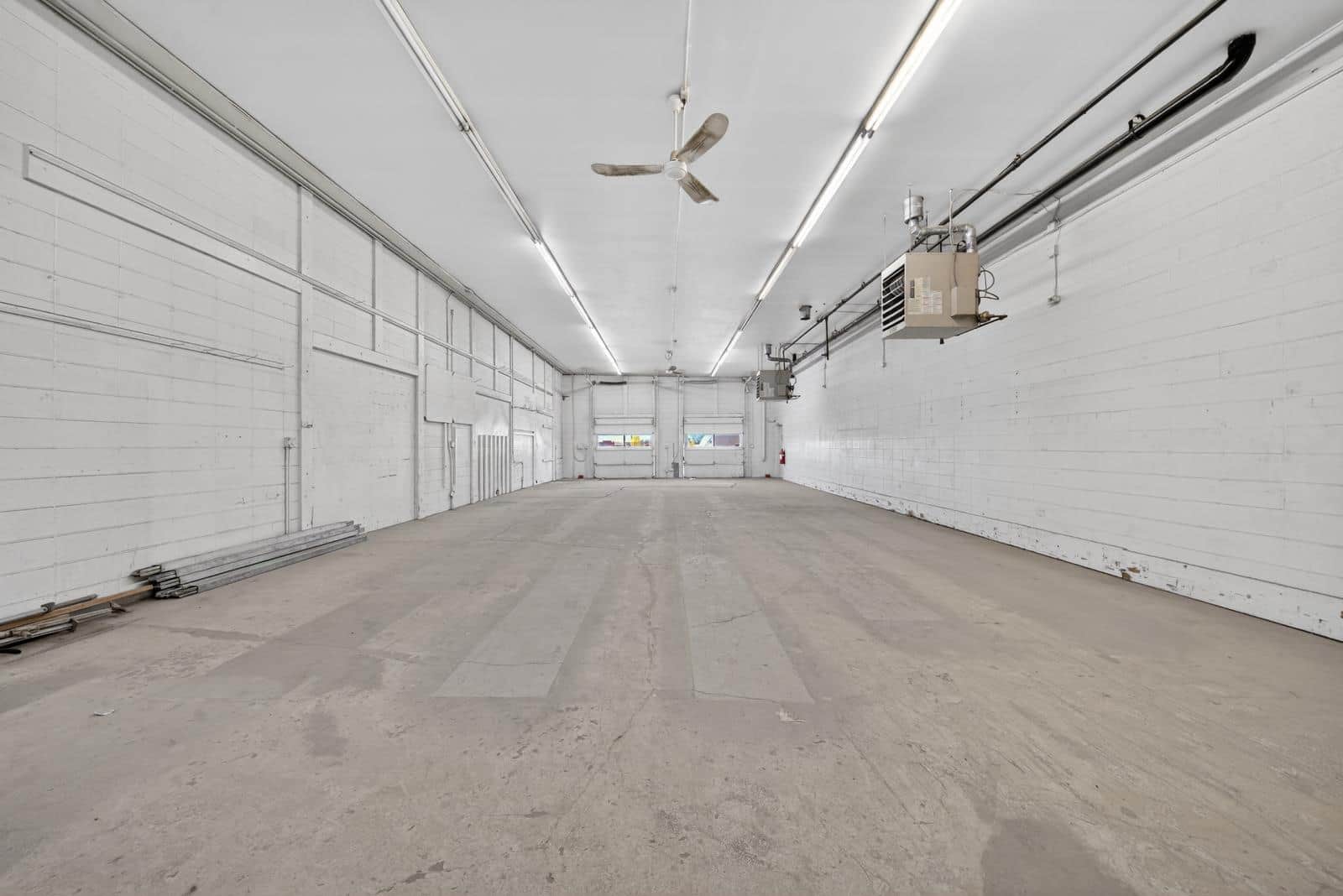 10821 209 St NW - Photo 5 of 26, Edmonton, Alberta