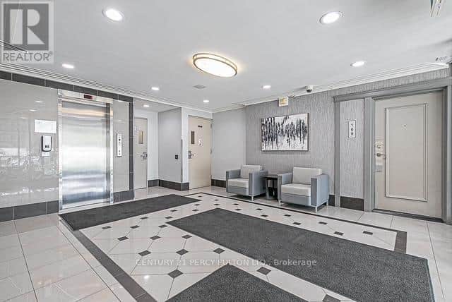 271 - 16 ELGIN STREET - Photo 2 of 10, Markham (Thornhill), Ontario